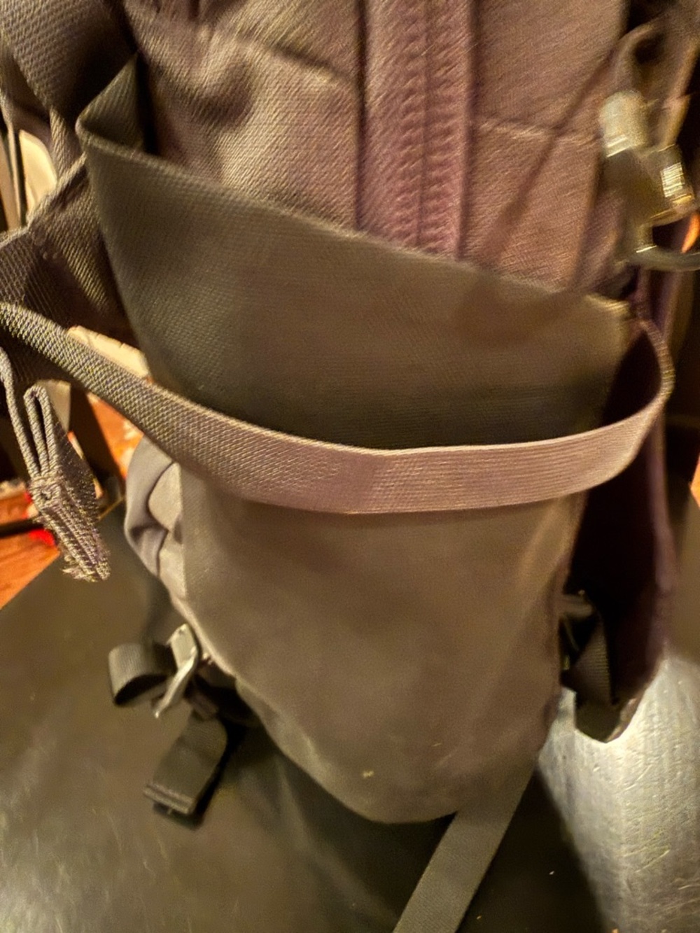 The North Face Men's Recon Backpack - Picture 8 of 8